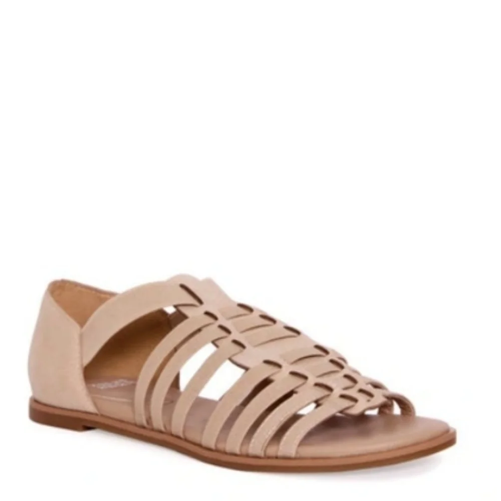 Eileen Fisher (Size 6) Nude Rato Strappy  Comfort Slipon Casual Open Toe Sandals